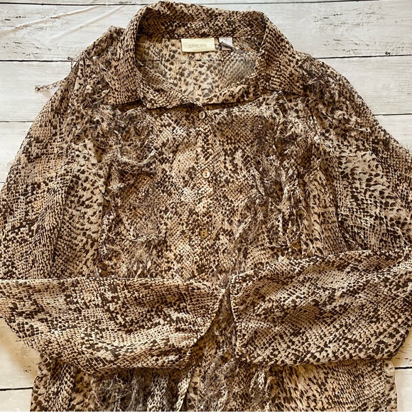Chicos Womens Long Sleeve Blouse (12) elastic around wrist animal print sheer - Picture 4 of 9